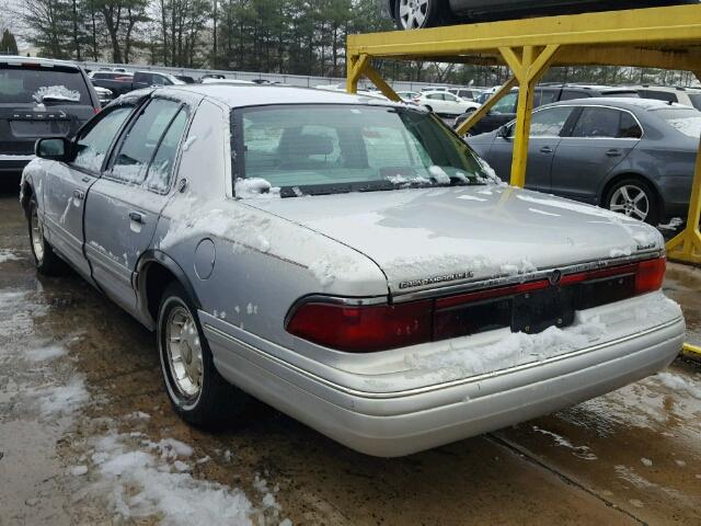 2MELM75W4TX652793 - 1996 MERCURY GRAND MARQ SILVER photo 3