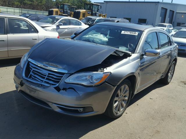 1C3CCBCGXDN688725 - 2013 CHRYSLER 200 LIMITE GRAY photo 2