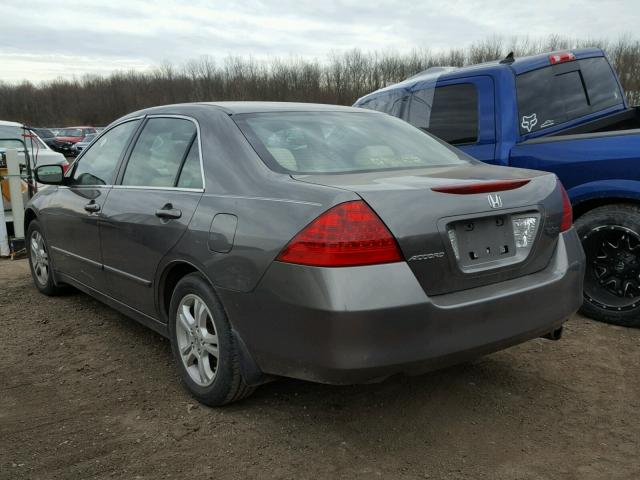 1HGCM56717A034019 - 2007 HONDA ACCORD EX GRAY photo 3