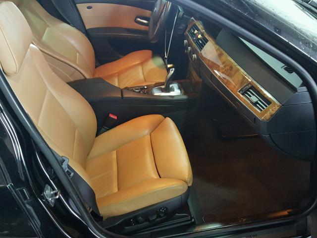 WBANV9C53AC138129 - 2010 BMW 535 XI Czarny zdjęcie 5