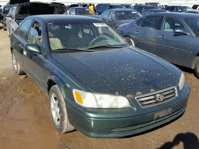 4T1BG22K2YU666503 - 2000 TOYOTA CAMRY CE GREEN photo 1