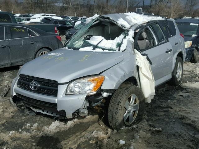 JTMBF33V895015216 - 2009 TOYOTA RAV4 SILVER photo 2