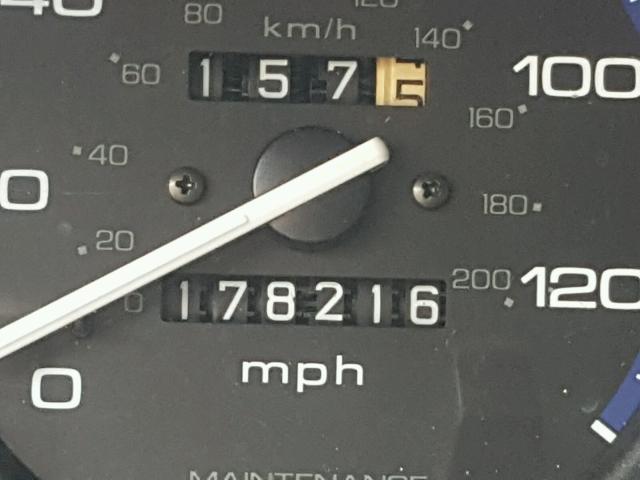 1HGEJ8248YL080662 - 2000 HONDA CIVIC EX შავი ფოტო 8