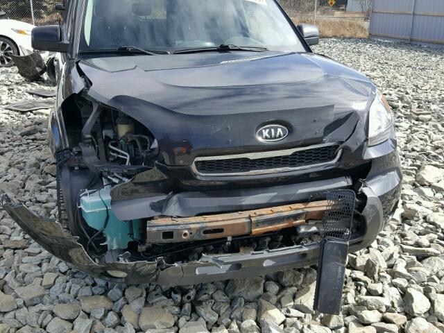 KNDJT2A28B7221377 - 2011 KIA SOUL + BLACK photo 9