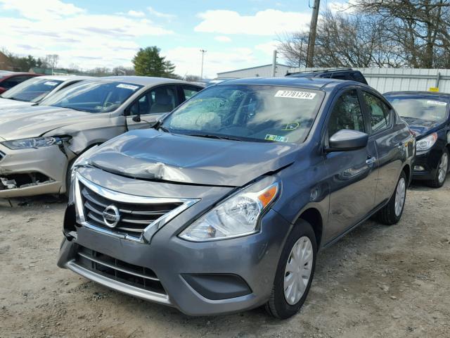 3N1CN7AP8GL866967 - 2016 NISSAN VERSA S GRAY photo 2