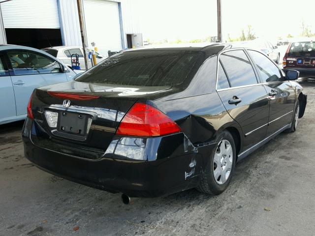 1HGCM564X7A150504 - 2007 HONDA ACCORD LX BLACK photo 4