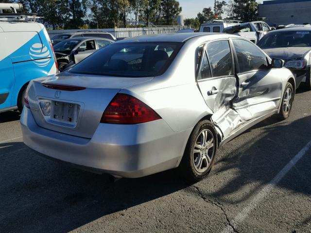 1HGCM56306A103438 - 2006 HONDA ACCORD SE SILVER photo 4