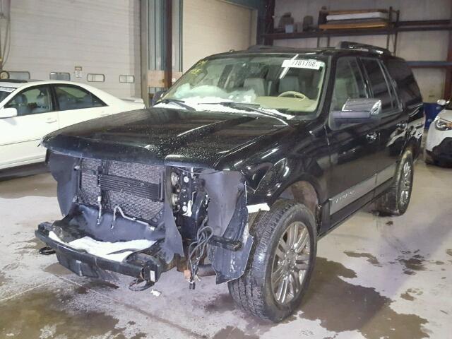 5LMFU28598LJ04046 - 2008 LINCOLN NAVIGATOR BLACK photo 2