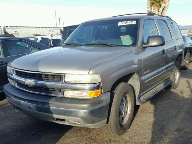 1GNEC13TX1R217326 - 2001 CHEVROLET TAHOE C150 TAN photo 2