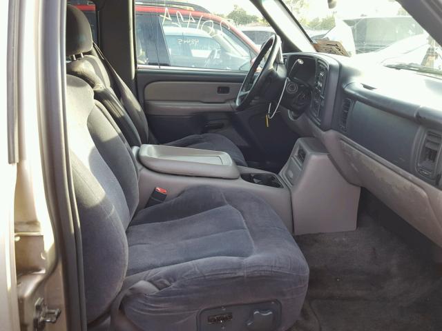 1GNEC13TX1R217326 - 2001 CHEVROLET TAHOE C150 TAN photo 5