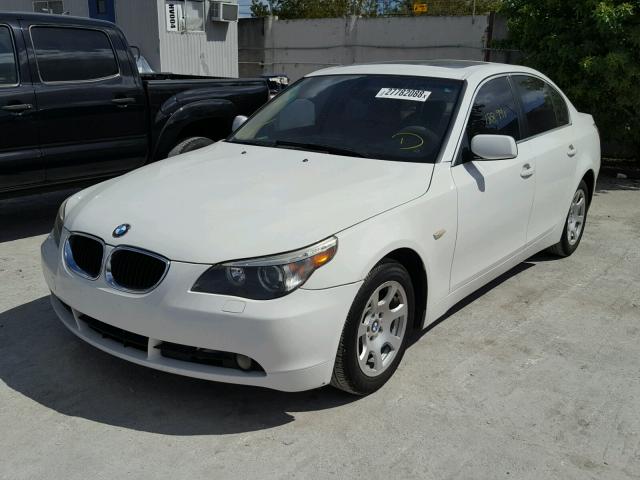 WBANA53524B852803 - 2004 BMW 525 I WHITE photo 2