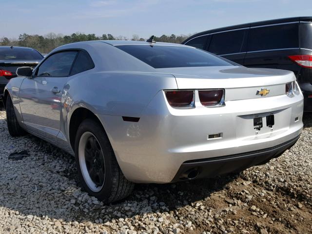 2G1FA1ED4B9149604 - 2011 CHEVROLET CAMARO LS SILVER photo 3