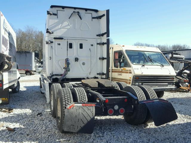 1FUJGLD50ELFH7020 - 2014 FREIGHTLINER CASCADIA 1 WHITE photo 3