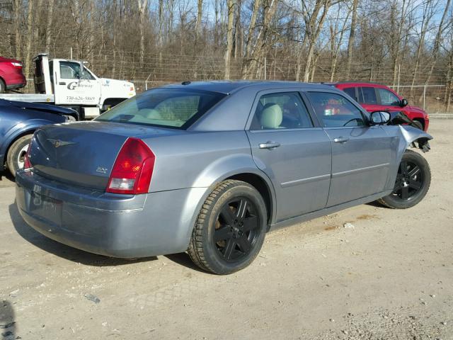 2C3KK53G56H328323 - 2006 CHRYSLER 300 TOURIN GRAY photo 4