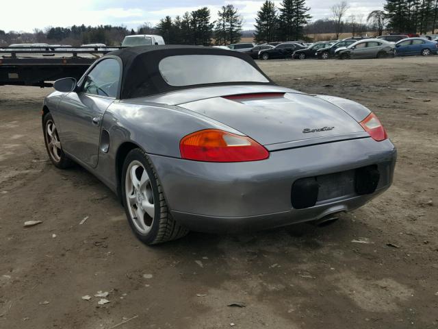 WP0CA29892U624485 - 2002 PORSCHE BOXSTER SILVER photo 3