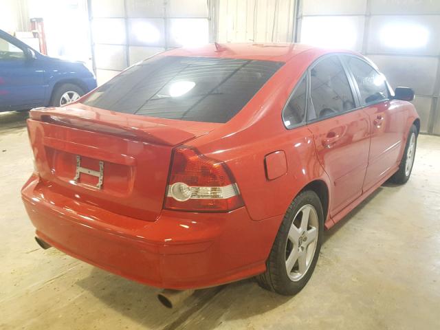 YV1MH682552078573 - 2005 VOLVO S40 T5 RED photo 4