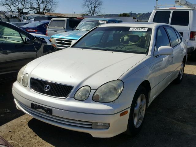 JT8BD68S8W0031297 - 1998 LEXUS GS 300 WHITE photo 2