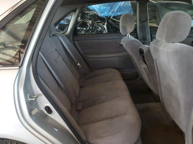 4T1BF28B51U172698 - 2001 TOYOTA AVALON XL SILVER photo 6