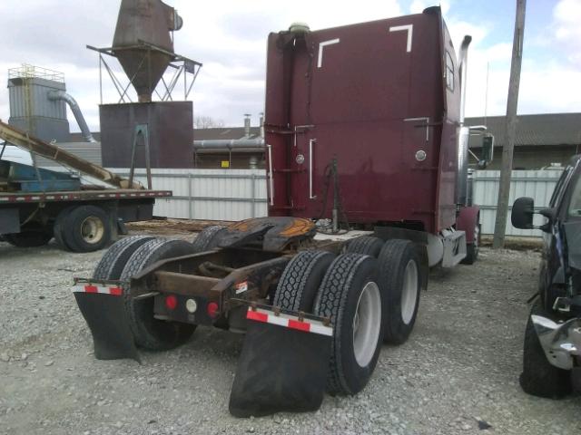 1FUPCSZB7YLF27870 - 2000 FREIGHTLINER CONVENTION MAROON photo 4