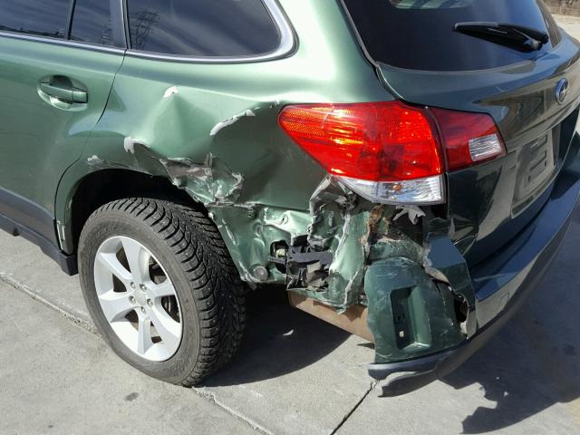 4S4BRBCC7D3318147 - 2013 SUBARU OUTBACK 2. GREEN photo 9