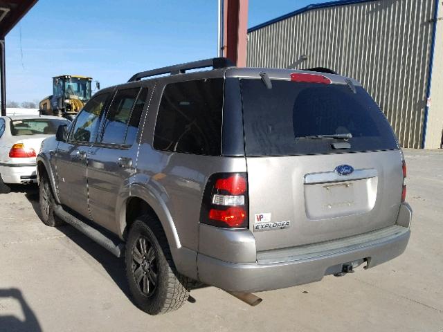 1FMEU63E28UA80602 - 2008 FORD EXPLORER X SILVER photo 3