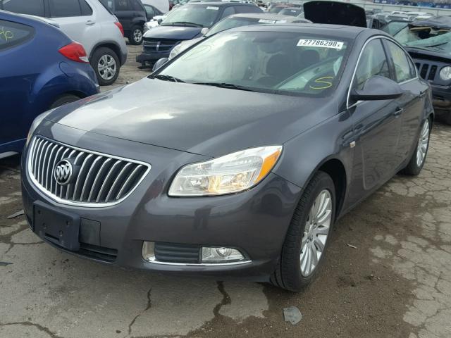 W04GW5EV7B1069130 - 2011 BUICK REGAL CXL GRAY photo 2