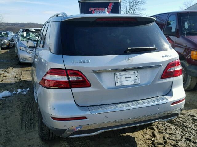 4JGDA2EB7DA140398 - 2013 MERCEDES-BENZ ML 350 BLU SILVER photo 3