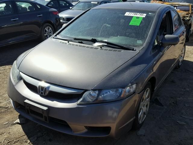 19XFA1F52AE038192 - 2010 HONDA CIVIC LX GRAY photo 2