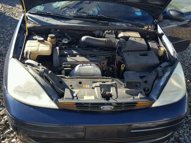 1FAFP34332W289747 - 2002 FORD FOCUS SE BLUE photo 7