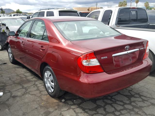 JTDBE32K420029630 - 2002 TOYOTA CAMRY LE RED photo 3