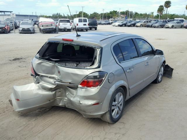 W08AT671085125892 - 2008 SATURN ASTRA XR SILVER photo 4