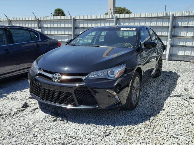 4T1BF1FK1HU728321 - 2017 TOYOTA CAMRY LE BLACK photo 2