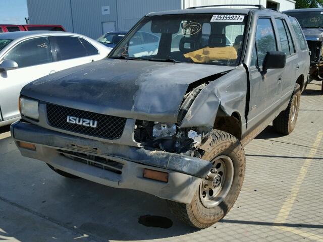 4S2CY58Z9N4304955 - 1992 ISUZU RODEO S SILVER photo 2