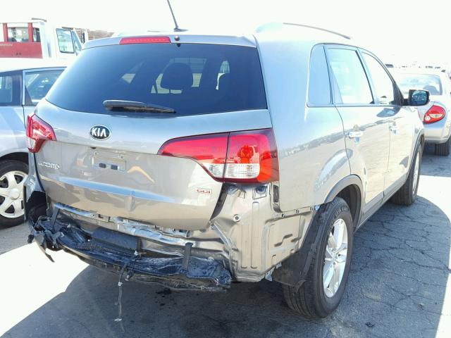 5XYKT4A67FG596026 - 2015 KIA SORENTO LX BROWN photo 4