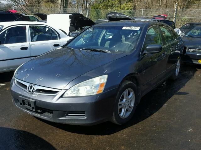 1HGCM56767A133595 - 2007 HONDA ACCORD EX GRAY photo 2