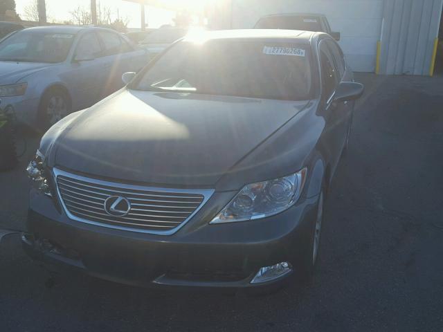 JTHBL46F075012115 - 2007 LEXUS LS 460 GRAY photo 2