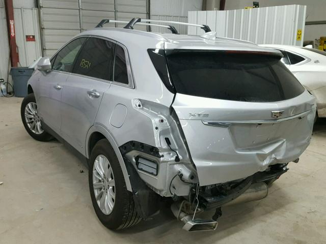 1GYKNARS2HZ193838 - 2017 CADILLAC XT5 SILVER photo 3