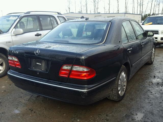 WDBJF65J3YB150528 - 2000 MERCEDES-BENZ E 320 BLACK photo 4