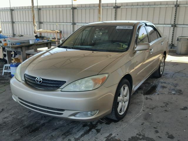 4T1BE32K04U335599 - 2004 TOYOTA CAMRY LE BEIGE photo 2