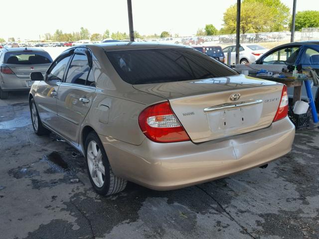 4T1BE32K04U335599 - 2004 TOYOTA CAMRY LE BEIGE photo 3