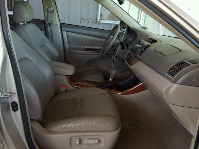 4T1BE32K04U335599 - 2004 TOYOTA CAMRY LE BEIGE photo 5