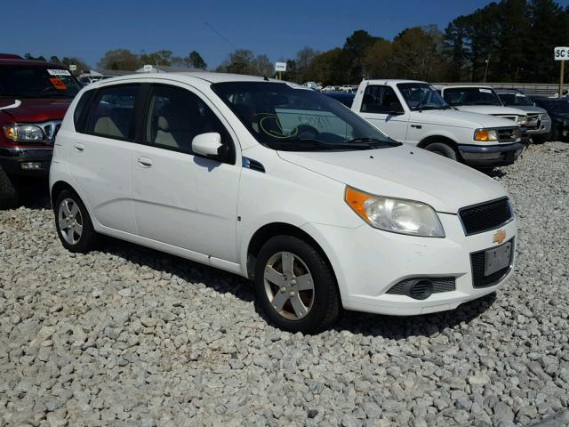 KL1TD66E79B681449 - 2009 CHEVROLET AVEO LS WHITE photo 1