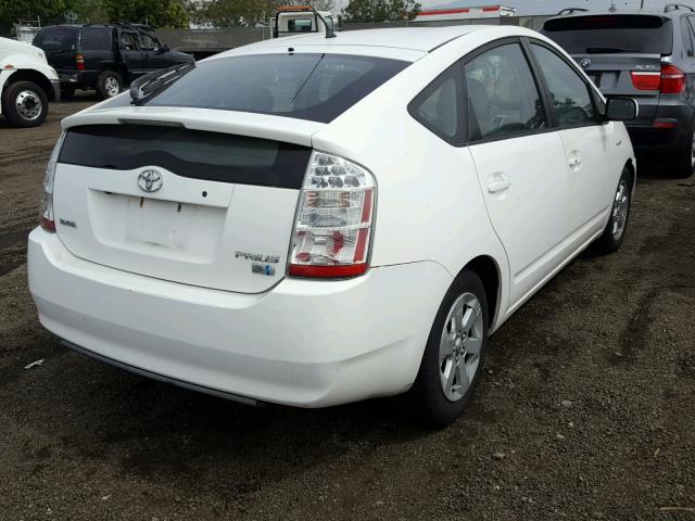 JTDKB20UX63179530 - 2006 TOYOTA PRIUS WHITE photo 4