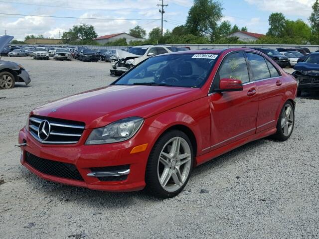 WDDGF8AB8DA805813 - 2013 MERCEDES-BENZ C 300 4MAT RED photo 2