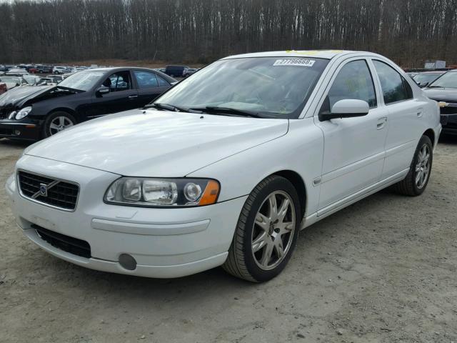 YV1RS592862545292 - 2006 VOLVO S60 2.5T WHITE photo 2