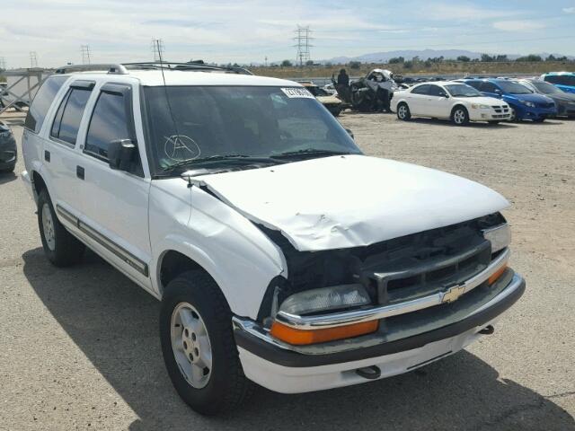 1GNDT13W4Y2256521 - 2000 CHEVROLET BLAZER WHITE photo 1