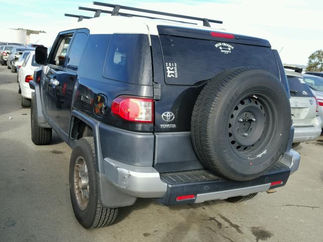 JTEBU11F08K026325 - 2008 TOYOTA FJ CRUISER BLACK photo 3