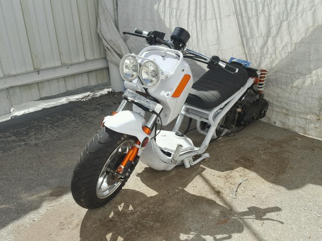 L37MMGFV7GZ040073 - 2016 DAIX MOTORCYCLE WHITE photo 2