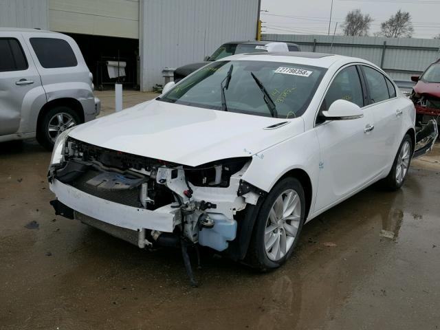 2G4GN5EX0E9283642 - 2014 BUICK REGAL PREM WHITE photo 2