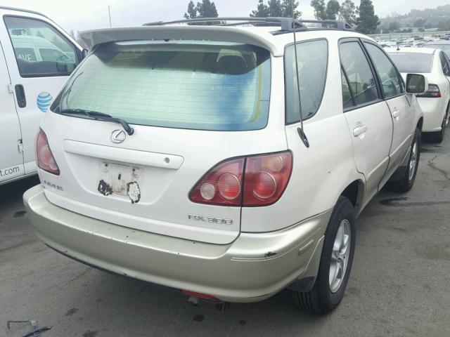 JT6HF10U5Y0118252 - 2000 LEXUS RX 300 WHITE photo 4